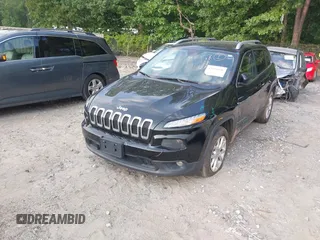2017 Jeep Cherokee Latitude with VIN 1C4PJLCB9HD219392, listed as a IAAI auction lot 42353046 with 186,500 mi miles and . Bid and sale history available at DreamBid. Image 19.