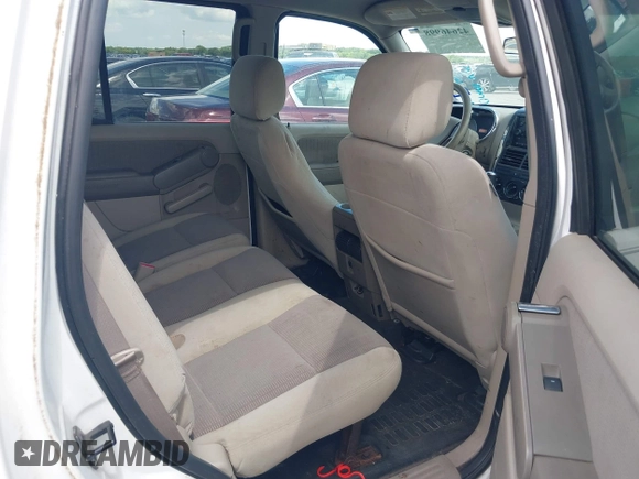 2007 Ford Explorer Sport Trac XLT z VIN 1FMEU31K07UB56341, wystawiony jako IAAI lot #42646998 z przebiegiem 132 347 mil mil oraz . Historia ofert i sprzedaży dostępna na DreamBid. Obrazek 8.