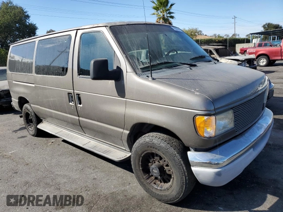 2003 Ford Econoline Passenger XL с VIN 1FBNE31L63HA37971, выставлен на аукционе Copart как лот 78620684 с пробегом 108 997 миль миль и Списание • Salvage title. История ставок и продаж доступна на DreamBid. Изображение 4.
