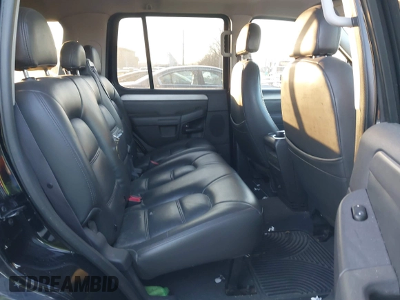 2004 Ford Explorer XLT z VIN 1FMZU73W24ZB42805, wystawiony jako IAAI lot #41441741 z przebiegiem 198 703 mil mil oraz . Historia ofert i sprzedaży dostępna na DreamBid. Obrazek 8.