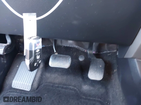 2015 Ford F-150 XLT with VIN 1FTEW1EG8FFB28993, listed as a IAAI auction lot 42582794 with 139,838 mi miles and . Bid and sale history available at DreamBid. Image 11.