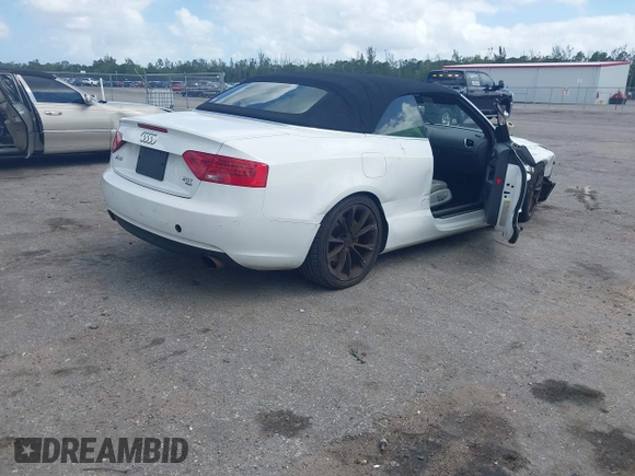 2013 Audi A5 Premium Plus z VIN WAULFAFH0DN013058, wystawiony jako IAAI lot #41951016 z przebiegiem 106 763 mil mil oraz . Historia ofert i sprzedaży dostępna na DreamBid. Obrazek 4.