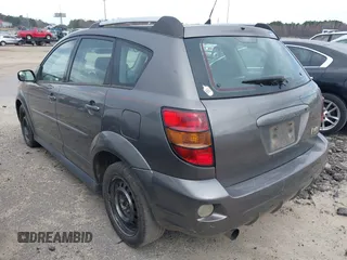2008 Pontiac Vibe with VIN 5Y2SL658X8Z422933, listed as a IAAI auction lot 41757711 with 299,999 mi miles. Bid and sale history available at carsss.com. Image 3.