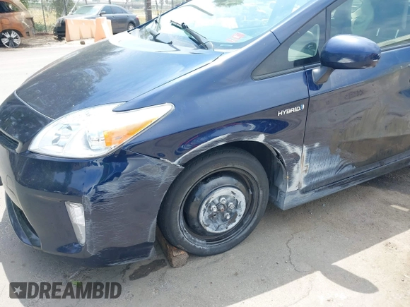 2015 Toyota Prius Four with VIN JTDKN3DU0F0460986, listed as a IAAI auction lot 42153819 with 148,479 mi miles. Bid and sale history available at carsss.com. Image 6.