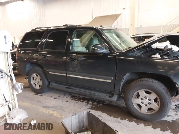 2004 Chevrolet Tahoe LS with VIN 1GNEC13TX4R300419, listed as a IAAI auction lot 41848279 with 38,252 mi miles. Bid and sale history available at carsss.com. Image 14.