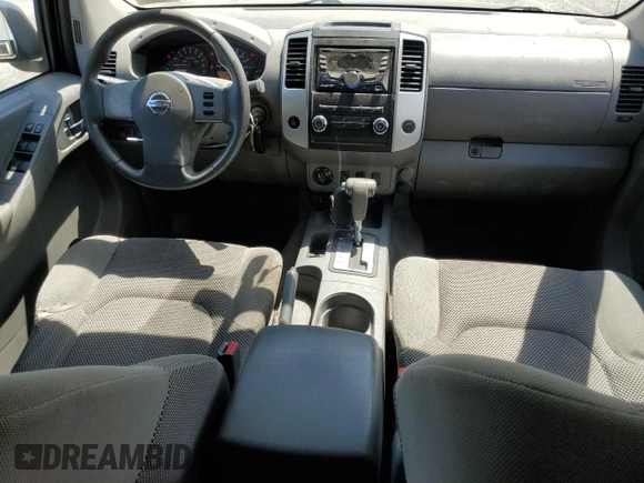 2010 Nissan Frontier Pro-4X z VIN 1N6AD0EV4AC423903, wystawiony jako Copart lot #56483965 z przebiegiem 170 442 mil mil oraz Szkoda całkowita • Salvage title. Historia ofert i sprzedaży dostępna na DreamBid. Obrazek 8.