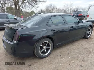 2019 Chrysler 300 S with VIN 2C3CCABG9KH654079, listed as a IAAI auction lot 42060051 with 191,184 mi miles and . Bid and sale history available at DreamBid. Image 4.