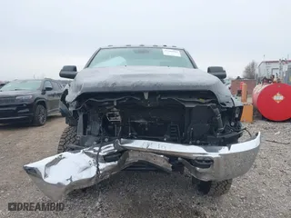 2018 Ram 2500 Tradesman with VIN 3C6UR5CJ3JG364782, listed as a IAAI auction lot 41280809 with 40,819 mi miles. Bid and sale history available at carsss.com. Image 12.