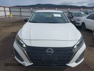 2024 Nissan Altima SR z VIN 1N4BL4CV5RN364421, wystawiony jako IAAI lot #42299917 z przebiegiem 36 169 mil mil oraz . Historia ofert i sprzedaży dostępna na DreamBid. Obrazek 12.