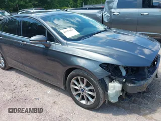 2017 Ford Fusion SE z VIN 3FA6P0HD1HR282454, wystawiony jako IAAI lot #42537081 z przebiegiem 108 434 mil mil oraz . Historia ofert i sprzedaży dostępna na DreamBid. Obrazek 1.