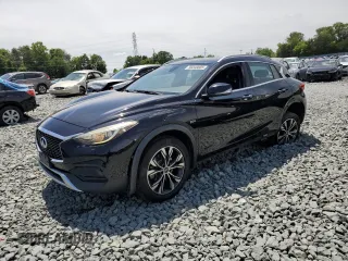 2018 Infiniti QX30 Premium z VIN SJKCH5CR5JA056439, wystawiony jako Copart lot #56048085 z przebiegiem 121 060 mil mil oraz Szkoda całkowita • Salvage title. Historia ofert i sprzedaży dostępna na DreamBid. Obrazek 1.