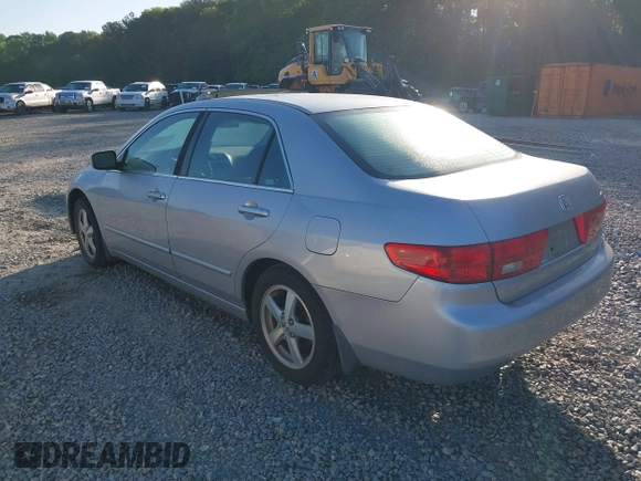 2005 Honda Accord EX with VIN 1HGCM56725A167160, listed as a IAAI auction lot 42036747 with 235,647 mi miles and . Bid and sale history available at DreamBid. Image 3.