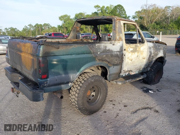 1992 Ford Bronco XL z VIN 1FMEU15N1NLA67132, wystawiony jako IAAI lot #41451821 z przebiegiem Nie podano mil oraz . Historia ofert i sprzedaży dostępna na DreamBid. Obrazek 4.
