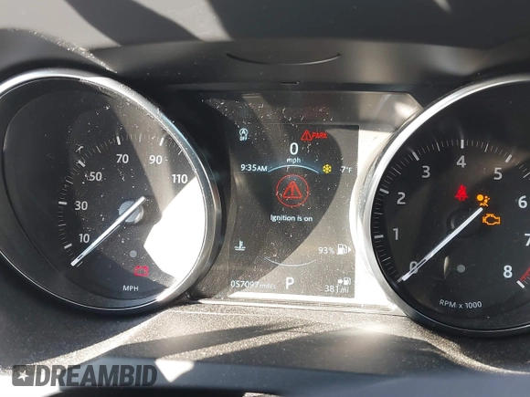 2019 Land Rover Range Rover Evoque SE with VIN SALVP2RX7KH349053, listed as a IAAI auction lot 41258088 with 57,097 mi miles. Bid and sale history available at carsss.com. Image 7.