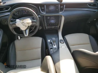 2023 Infiniti QX55 Luxe z VIN 3PCAJ5JR2PF112046, wystawiony jako Copart lot #41748665 z przebiegiem 26 500 mil mil oraz Szkoda całkowita • Salvage title. Historia ofert i sprzedaży dostępna na DreamBid. Obrazek 8.