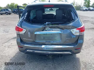 2015 Nissan Pathfinder Platinum with VIN 5N1AR2MM5FC714812, listed as a IAAI auction lot 42373778 with 100,356 mi miles and . Bid and sale history available at DreamBid. Image 6.