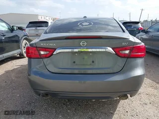 2018 Nissan Maxima SL with VIN 1N4AA6AP7JC402913, listed as a IAAI auction lot 41645150 with 126,956 mi miles. Bid and sale history available at carsss.com. Image 16.