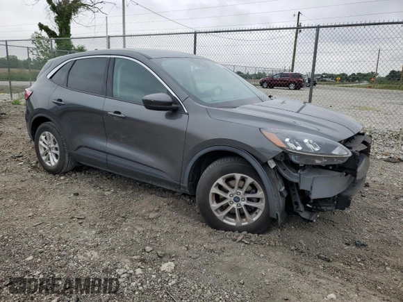 2020 Ford Escape SE z VIN 1FMCU0G64LUB91314, wystawiony jako Copart lot #58558185 z przebiegiem 78 251 mil mil oraz Szkoda całkowita • Salvage title. Historia ofert i sprzedaży dostępna na DreamBid. Obrazek 4.