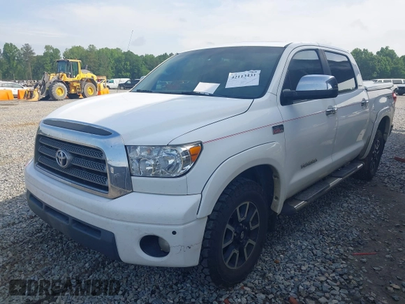 2007 Toyota Tundra LTD with VIN 5TBDV58167S488187, listed as a IAAI auction lot 42113431 with 242,650 mi miles. Bid and sale history available at carsss.com. Image 17.