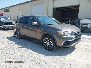 2019 Mitsubishi Outlander ES z VIN JA4AP3AU1KU028642, wystawiony jako IAAI lot #42158316 z przebiegiem 60 764 mil mil oraz . Historia ofert i sprzedaży dostępna na DreamBid. Obrazek 1.