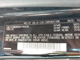 2010 Volvo V70 z VIN YV1982BW6A1140038, wystawiony jako IAAI lot #42305371 z przebiegiem 244 544 mil mil oraz . Historia ofert i sprzedaży dostępna na DreamBid. Obrazek 9.