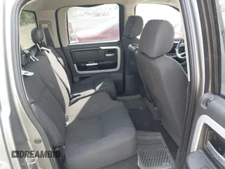 2008 Mitsubishi Raider LS z VIN 1Z7HC28K68S619590, wystawiony jako IAAI lot #42305142 z przebiegiem 185 622 mil mil oraz . Historia ofert i sprzedaży dostępna na DreamBid. Obrazek 8.