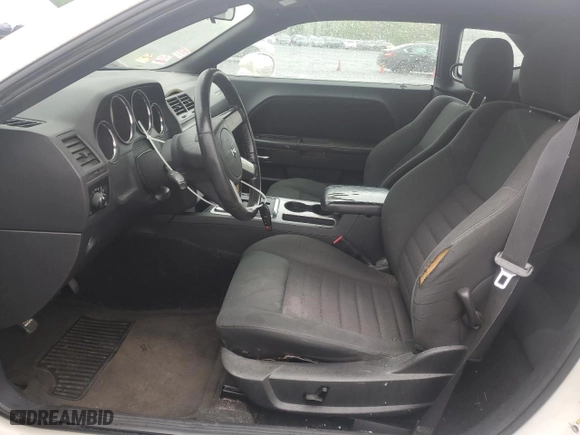 2009 Dodge Challenger SE with VIN 2B3LJ44V79H522576, listed as a Copart auction lot 52038555 with 168,322 mi miles and Clean Title. Bid and sale history available at carsss.com. Image 7.