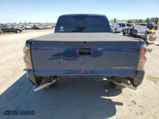 2001 Chevrolet Silverado 1500 LS with VIN 2GCEC19V611371932, listed as a Copart auction lot 50268825 with 297,371 mi miles and Salvage Title. Bid and sale history available at carsss.com. Image 6.