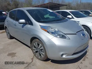 2013 Nissan LEAF SL with VIN 1N4AZ0CP0DC403845, listed as a IAAI auction lot 41800559 with 1 mi miles. Bid and sale history available at carsss.com. Image 1.
