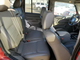 2006 Jeep Commander with VIN 1J8HH48N96C179559, listed as a Copart auction lot 77685214 with 184,513 mi miles and Clean Title. Bid and sale history available at carsss.com. Image 10.