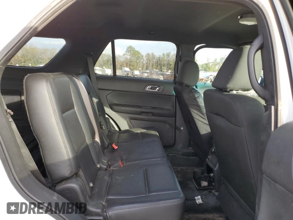 2015 Ford Utility Police Interceptor with VIN 1FM5K8AR8FGC67555, listed as a Copart auction lot 79763124 with 185,224 mi miles and Salvage Title. Bid and sale history available at carsss.com. Image 11.