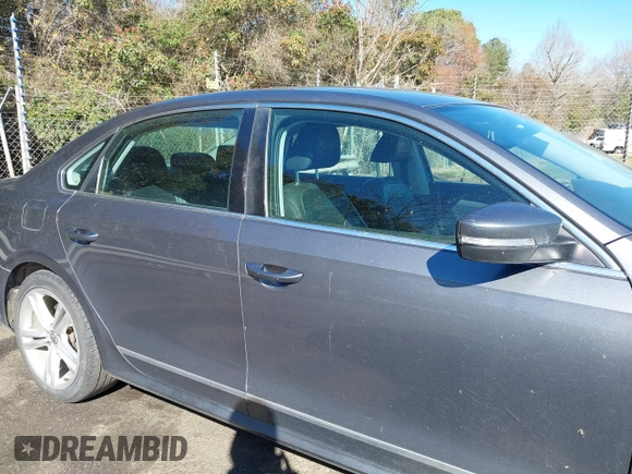 2014 Volkswagen Passat TDI SEL Premium with VIN 1VWCN7A30EC065191, listed as a IAAI auction lot 41860810 with 275,430 mi miles. Bid and sale history available at carsss.com. Image 13.