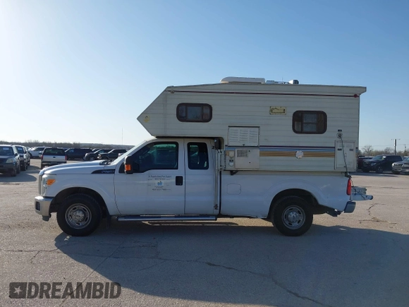 2016 Ford F-250 XLT z VIN 1FT7X2A60GEA90448, wystawiony jako IAAI lot #41778974 z przebiegiem 201 315 mil mil oraz . Historia ofert i sprzedaży dostępna na DreamBid. Obrazek 15.