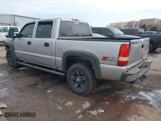 2006 GMC Sierra 1500 SLT with VIN 2GTEK13T461140044, listed as a IAAI auction lot 41590434 with 242,317 mi miles. Bid and sale history available at carsss.com. Image 3.