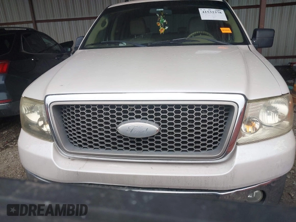 2008 Ford F-150 XLT z VIN 1FTPW12V08FB96378, wystawiony jako IAAI lot #41532378 z przebiegiem 203 260 mil mil oraz . Historia ofert i sprzedaży dostępna na DreamBid. Obrazek 12.