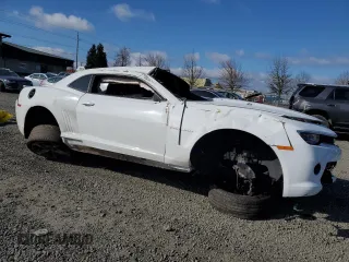 2014 Chevrolet Camaro LT z VIN 2G1FC1E39E9242379, wystawiony jako Copart lot #48046105 z przebiegiem 88 758 mil mil oraz Szkoda całkowita • Salvage title. Historia ofert i sprzedaży dostępna na DreamBid. Obrazek 4.