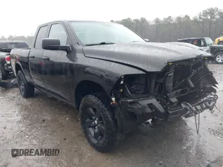 2018 Ram 1500 Express with VIN 1C6RR7FG5JS198453, listed as a IAAI auction lot 41536500 with 76,602 mi miles. Bid and sale history available at carsss.com. Image 1.