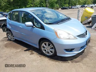 2010 Honda Fit Sport с VIN JHMGE8H4XAC010930, выставлен на аукционе IAAI как лот 42338784 с пробегом 169 979 миль миль и . История ставок и продаж доступна на DreamBid. Изображение 1.