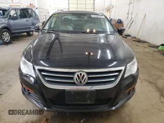 2009 Volkswagen CC 4Motion with VIN WVWGU73C29E513798, listed as a Copart auction lot 54094385 with 105,815 mi miles and Clean Title. Bid and sale history available at carsss.com. Image 5.
