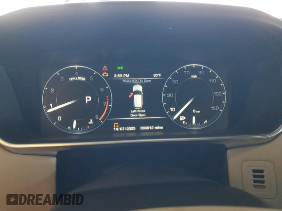 2015 Land Rover Range Rover HSE with VIN SALGS2VF9FA230844, listed as a Copart auction lot 64792135 with 90,012 mi miles and Salvage title. Bid and sale history available at DreamBid. Image 9.