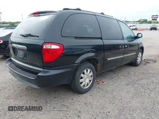 2005 Chrysler Town & Country Touring with VIN 2C4GP54L45R277761, listed as a IAAI auction lot 42144191 with 140,864 mi miles and . Bid and sale history available at DreamBid. Image 4.