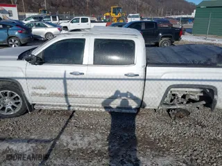2018 GMC Sierra 1500 Denali with VIN 3GTU2PEC8JG519642, listed as a IAAI auction lot 41427185 with 111,596 mi miles. Bid and sale history available at carsss.com. Image 15.