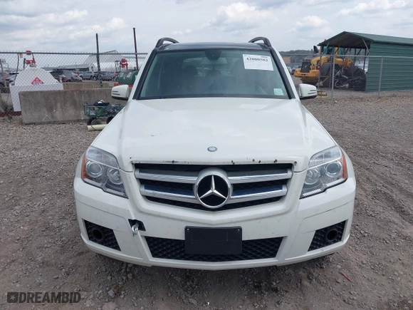 2012 Mercedes-Benz GLK-Class GLK 350 with VIN WDCGG8HB4CF863801, listed as a IAAI auction lot 42000502 with 268,732 mi miles. Bid and sale history available at carsss.com. Image 13.