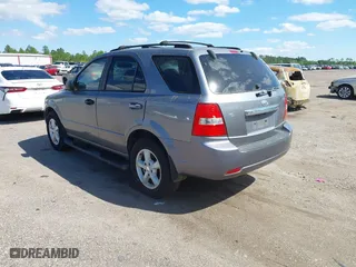 2007 Kia Sorento EX with VIN KNDJD736275689232, listed as a IAAI auction lot 41984030 with 217,065 mi miles. Bid and sale history available at carsss.com. Image 3.