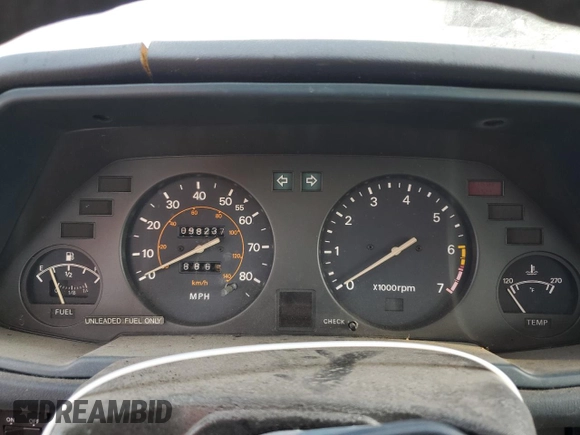 1981 Datsun 280ZX z VIN JN1HZ04S2BX413331, wystawiony jako Copart lot #50431235 z przebiegiem 98 237 mil mil oraz Tytuł czysty. Historia ofert i sprzedaży dostępna na DreamBid. Obrazek 9.