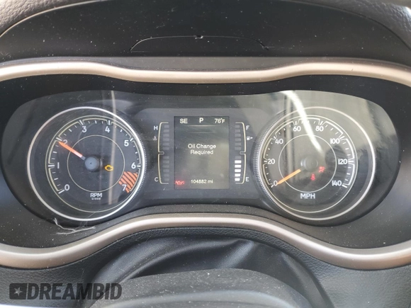 2015 Jeep Cherokee Latitude with VIN 1C4PJMCB9FW709077, listed as a Copart auction lot 76240454 with 104,882 mi miles and Salvage Title. Bid and sale history available at DreamBid. Image 9.