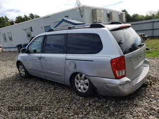 2008 Hyundai Entourage GLS z VIN KNDMC233586051822, wystawiony jako Copart lot #56200055 z przebiegiem 180 513 mil mil oraz Szkoda całkowita • Salvage title. Historia ofert i sprzedaży dostępna na DreamBid. Obrazek 2.