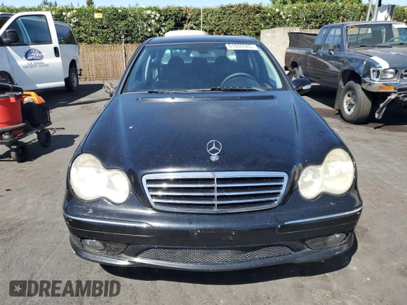 2007 Mercedes-Benz C 230 Sport z VIN WDBRF52H37F933113, wystawiony jako Copart lot #61600585 z przebiegiem 188 049 mil mil oraz Szkoda całkowita • Salvage title. Historia ofert i sprzedaży dostępna na DreamBid. Obrazek 5.