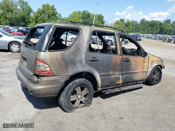 2005 Mercedes-Benz M-Class 3.7L with VIN 4JGAB57E65A538101, listed as a Copart auction lot 69080144 with 0 mi miles and Salvage Title. Bid and sale history available at carsss.com. Image 3.