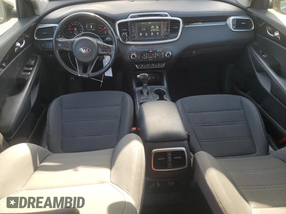 2017 Kia Sorento LX with VIN 5XYPGDA33HG191770, listed as a Copart auction lot 51885835 with 68,846 mi miles and Salvage Title. Bid and sale history available at DreamBid. Image 8.